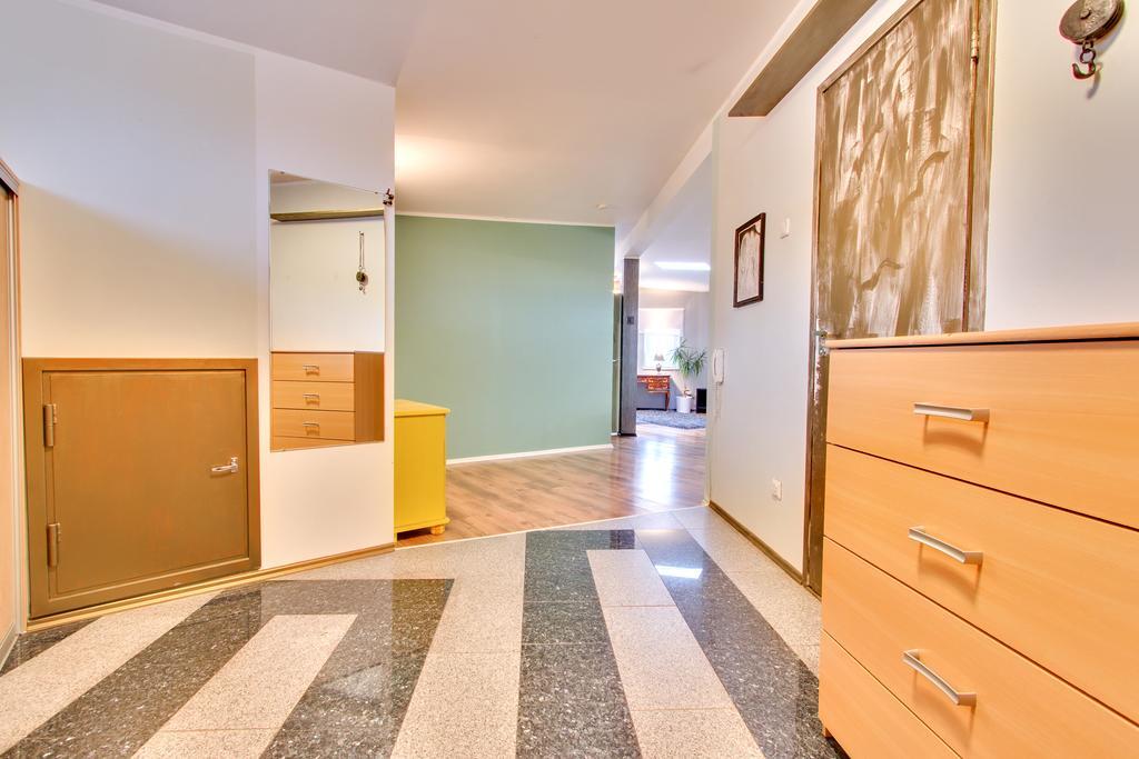 Toompuiestee Penthouse With Sauna Tallinn Bagian luar foto